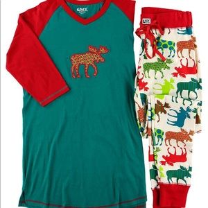 Women’s Moose Print Pajamas